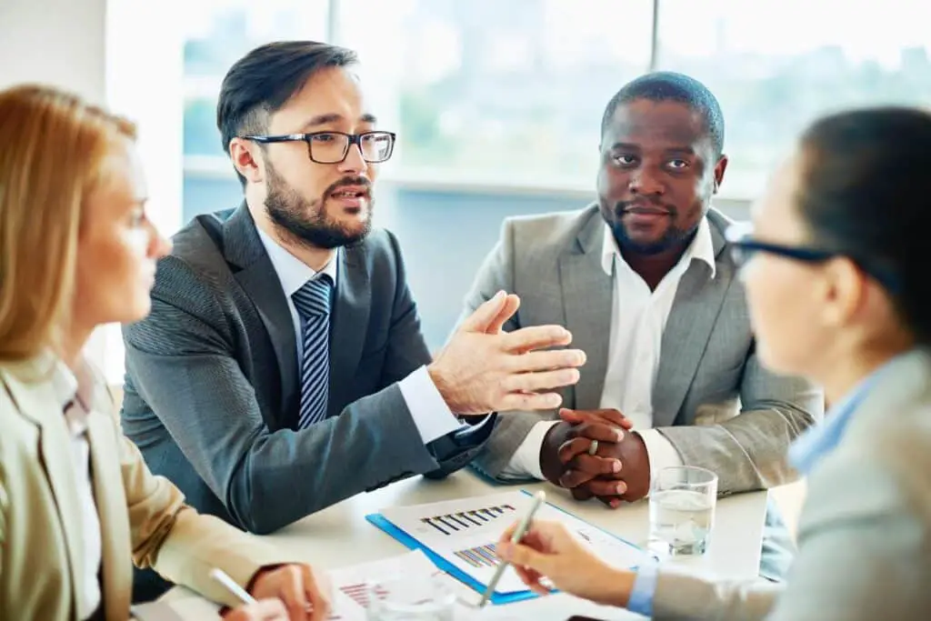 Things to avoid during work meetings